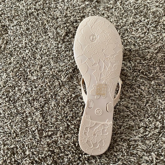 Sandals - Picture 3 of 3